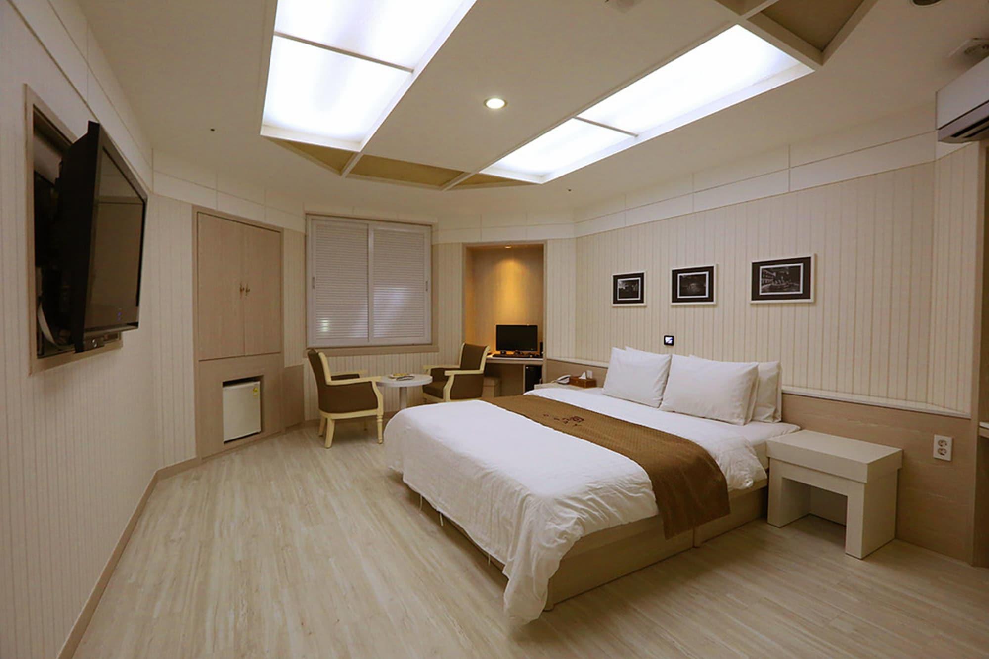 Bucheon Hotel Екстериор снимка